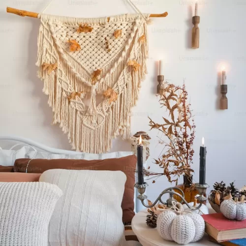 fall dorm room decorations